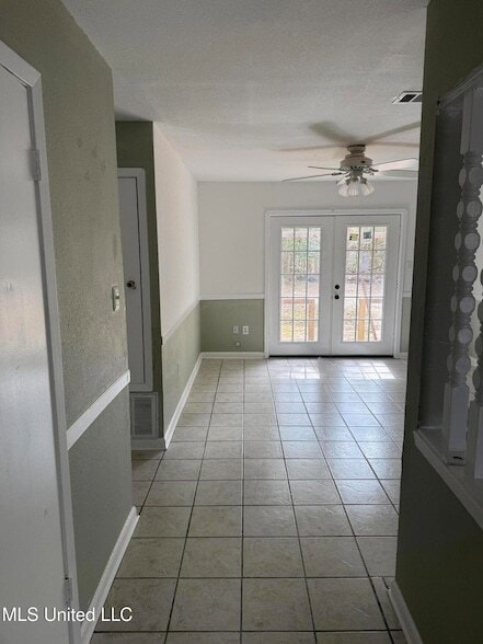 Photo - 1119 35th St House