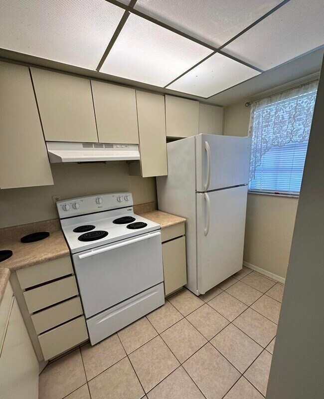 Foto del edificio - 3151 Sir Hamilton Cir