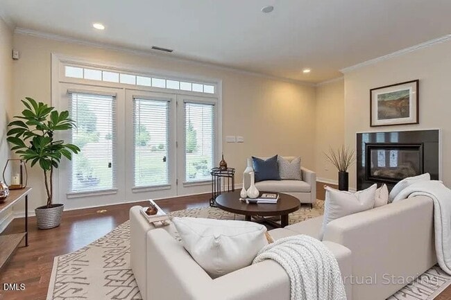 Building Photo - 4106 Vallonia Dr