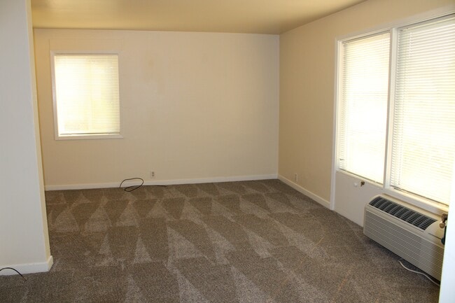 Building Photo - 110 Lavender Ct