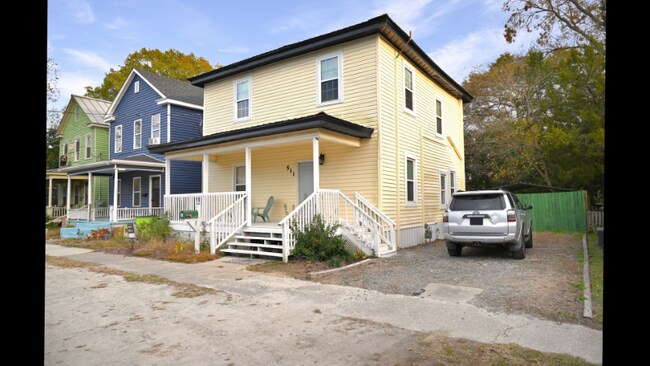 Foto del edificio - 511 Blades Ave