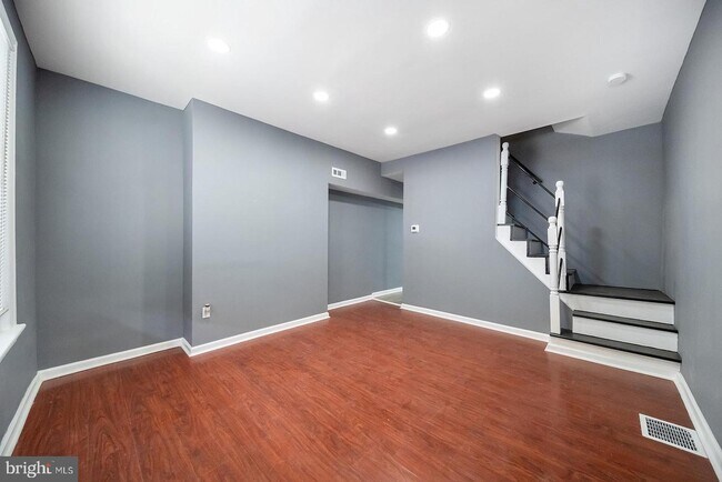 Building Photo - 1343 S Corlies St
