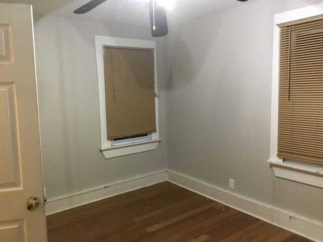 Building Photo - 87 Penn St