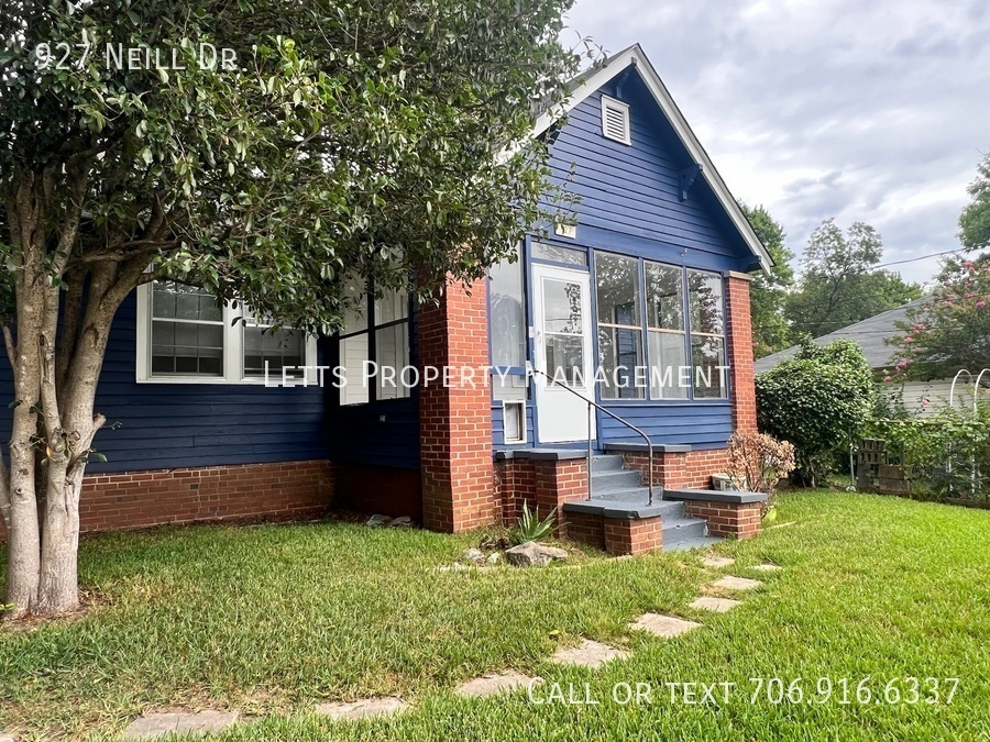 Primary Photo - Adorable home with tons of charm