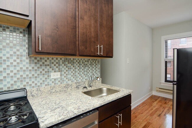 Foto del edificio - 2915 N Mildred Ave