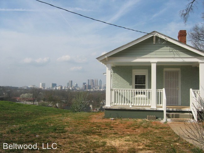 Building Photo - 328 Climax St SE