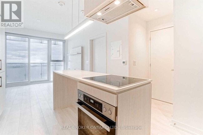 Building Photo - 15 Lower Jarvis St