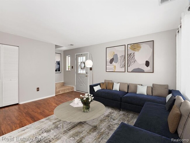 Foto del edificio - 1323 Laurel Valley Dr