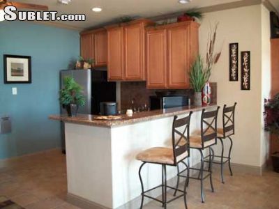 Building Photo - 721 S Ridge Dr