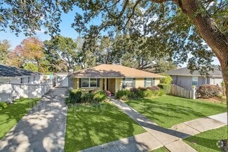 Building Photo - 1339 Riviera Ave