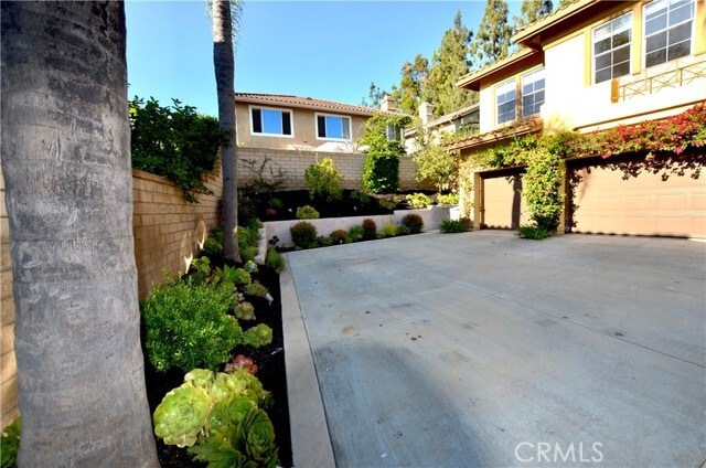Building Photo - 10870 Tantlinger Dr