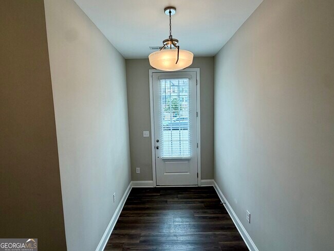 Building Photo - 324 Overture Ct SE