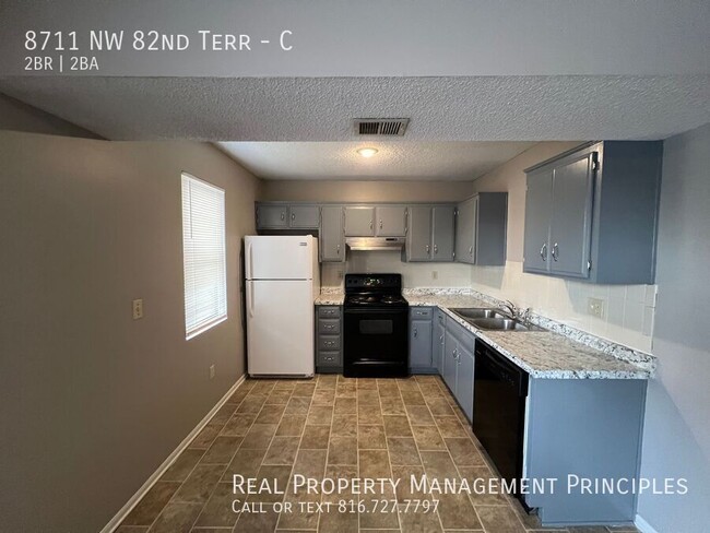 Foto del edificio - **MOVE-IN SPECIAL** Newly Renovated 2 bedr...