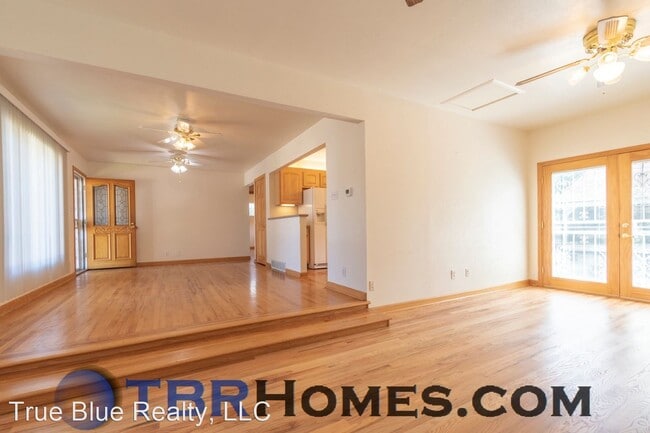 Building Photo - 4 br, 2 bath House - 128 Emery Rd