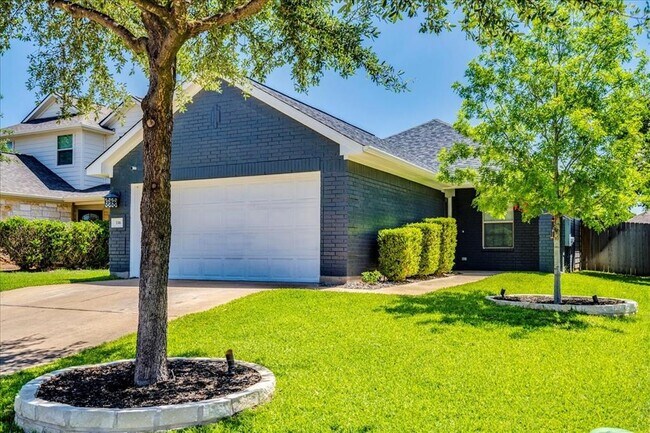 Foto del edificio - 336 Housefinch Loop