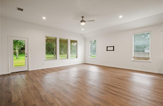 Foto del edificio - 177 Jim Hall Ln