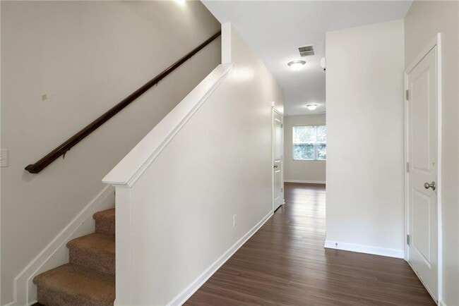 Building Photo - 6353 Mountain Home Way