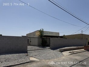 Building Photo - 2601 S 7th Ave
