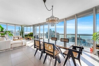 Building Photo - 465 Brickell Ave