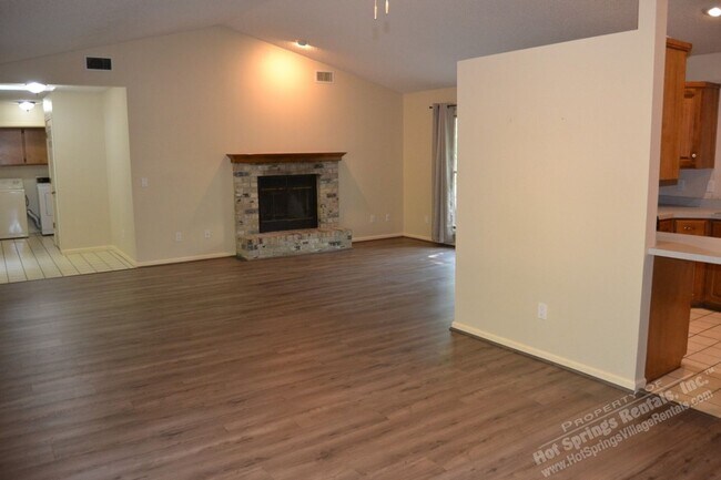 Building Photo - Lake Cortez Area | Home | Unfurnished