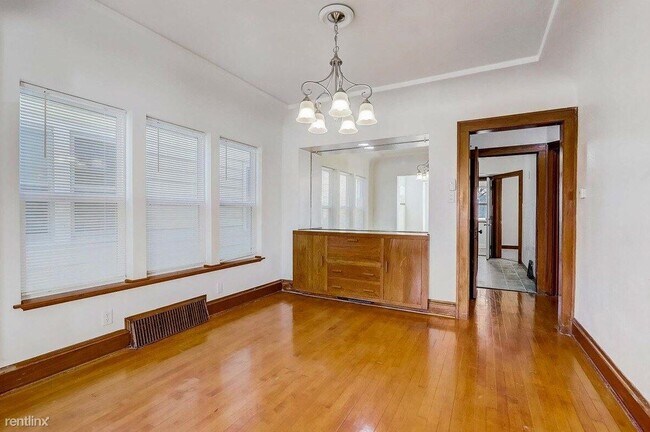 Building Photo - 3 br, 1 bath Duplex - 1417 South 56th Stre...