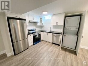 Building Photo - 922 Silverthorn Mill Ave
