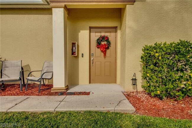 Building Photo - 14776 Calusa Palms Dr