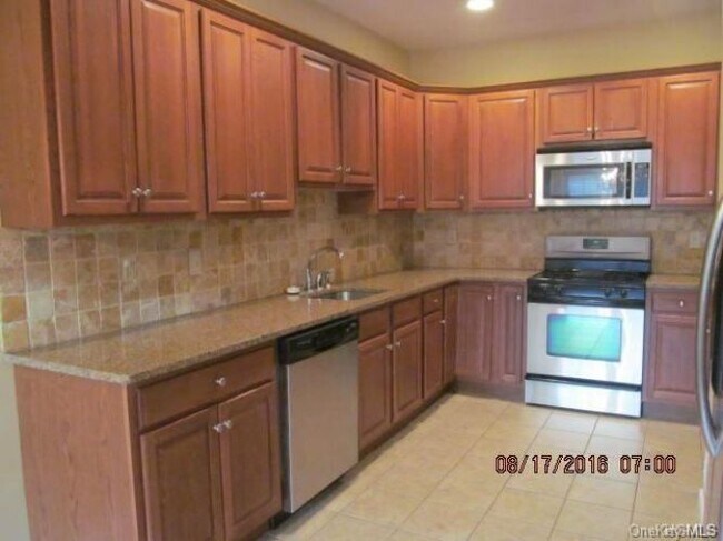 Building Photo - 23 Winhaven Ct