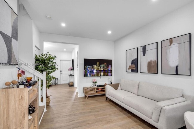 Building Photo - 21444 2nd Path