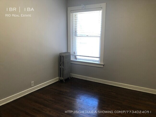 Building Photo - Beautiful One Bedroom with own Entry!