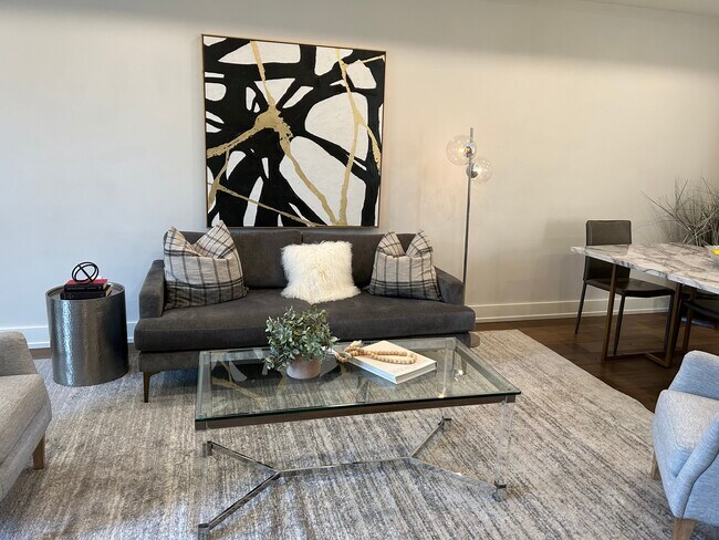 Photo - 417 4th St SE Apartments