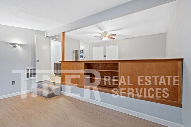 Foto del edificio - Updated Charming Studio in Historic Folsom...