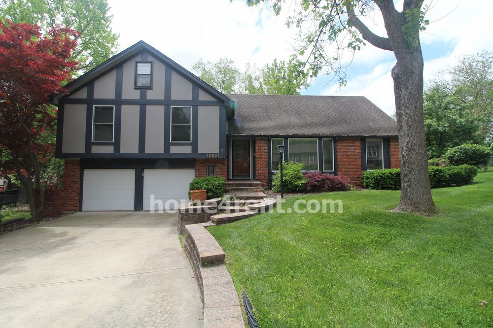 10621 W 98th St, Overland Park, KS 66214 House Rental in Overland