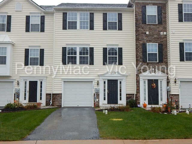 Primary Photo - 128 Larose Dr