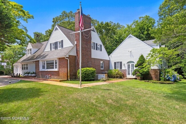 Building Photo - 634 Windermere Ave