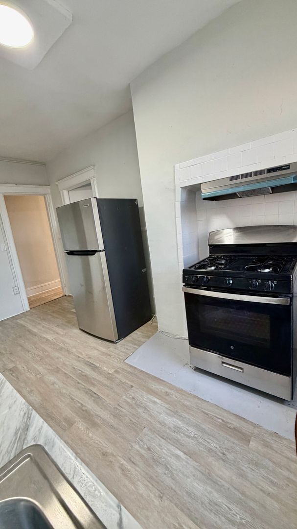 Foto del edificio - 251 S 5th Ave