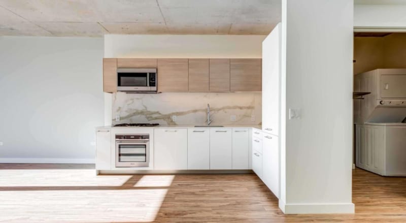 Photo - 197 N Desplaines St (Chicago, IL)