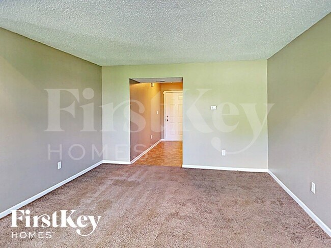 Building Photo - 353 Watercress Way