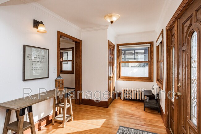 Foto del edificio - 1629 Watson Ave