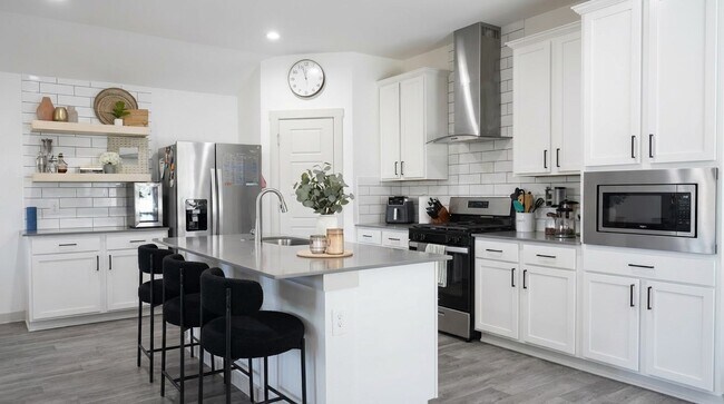 Foto del edificio - 12918 Wempe Wy