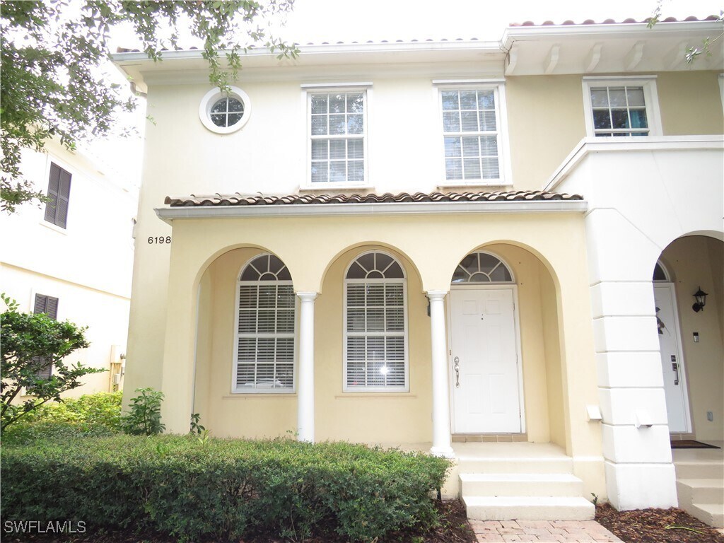 Foto principal - 6198 Towncenter Cir