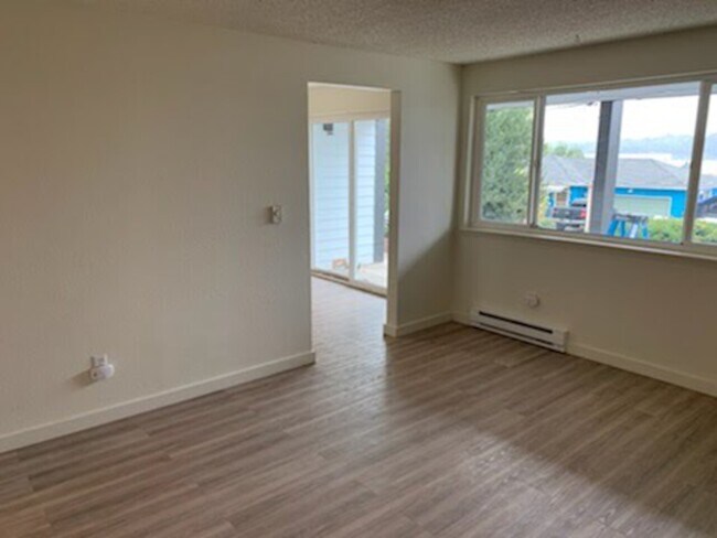 Building Photo - Mountainview Apartments