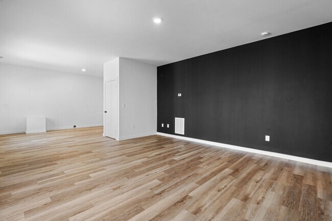 Foto del edificio - Prime Maiden Location – Luxury 4BR Split-L...