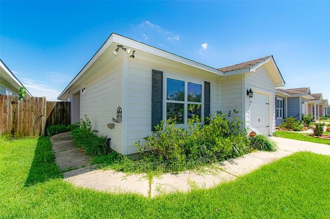 Building Photo - 12534 Hamill Path Dr