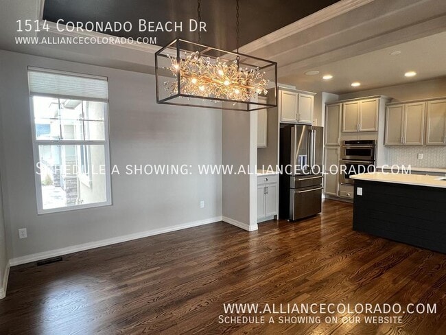 Building Photo - 1514 Coronado Beach Dr