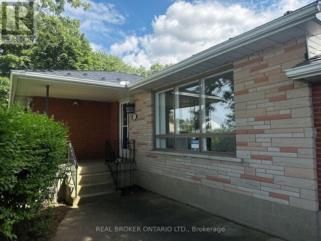 Building Photo - 67 Lakeside Dr