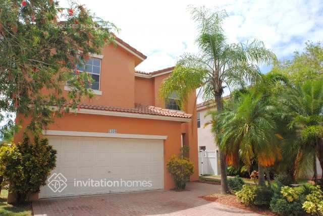 Building Photo - 1330 NW 192nd Ln