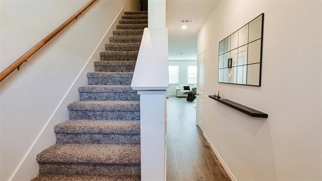 Foto del edificio - 537 Azalea Rd