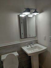 Building Photo - 12709 144th Ct N