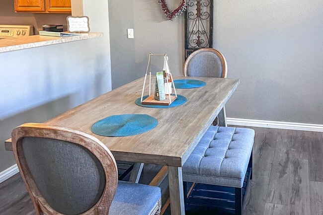 Building Photo - 6414 Caddy Point